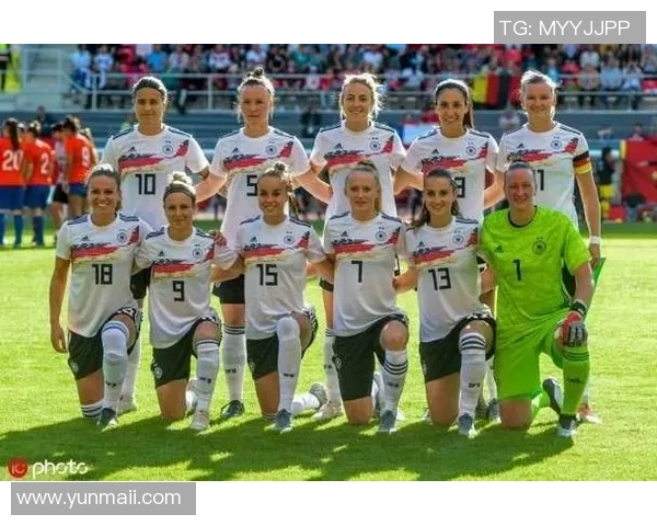 德国女足对决瑞士女足精彩赛事分析与战术对比