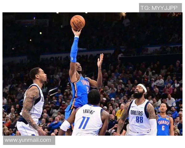 雷霆与快船季后赛第六场激战回顾球员表现与战术分析